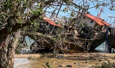 ২৪০ কিলোমিটাৰ বেগত চুপাৰ ছাইক্লোন