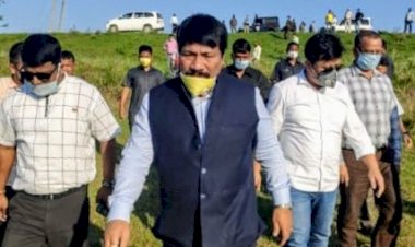 গৃহ সমষ্টি বোকাখাতত গাহৰিৰ ছোৱাইন ফিভাৰ সন্দৰ্ভত মন্ত্ৰী অতুল বৰাৰ জৰুৰী বৈঠক :