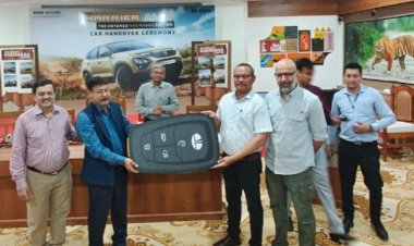 কাজিৰঙা ৰাষ্ট্ৰীয় উদ্যান কর্তৃপক্ষলৈ টাটা মটৰ্চৰ ২০ লাখ টকীয়া গাড়ী  : দেশজুৰি টাটা মটৰ্চৰ কাজিৰঙা এডিচনৰ বিপনন আৰম্ভ  :