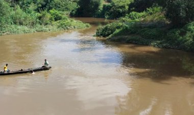 বোকাখাতৰ ডিফলু নদীত ডুবি নিৰুদ্দেশ মহিলা : সাহসী যুৱকে উদ্ধাৰ কৰে লগৰ পাঁচ গৰাকীকৈ মহিলাক  :