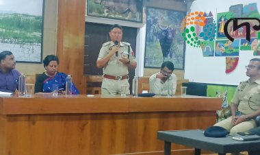 বানপানীক লৈ কাজিৰঙা ৰাষ্ট্ৰীয় উদ্যানত সভা : বন বিভাগ, আৰক্ষী, জিলা প্ৰশাসন আৰু বিভিন্ন দল সংগঠনৰ প্ৰতিনিধিৰ অংশ গ্ৰহন  :