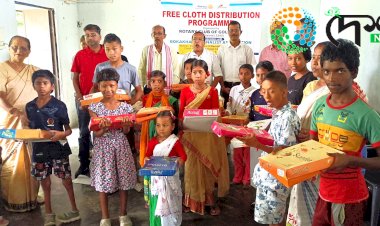 বোকাখাতৰ উজনি বিকলাংগ কেন্দ্ৰ আৰু শিশু গৃহত গোলাঘাটৰ ৰ'টাৰী ক্লাবৰ পোচাক বিতৰণ  :