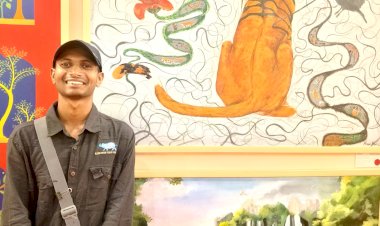 নতুন দিল্লীত প্ৰদৰ্শিত অসমৰ চিত্ৰশিল্পী নিৰঞ্জন নায়কৰ এক্ৰেলিক মাধ্যমৰ চিত্ৰ ‘ষ্ট্ৰাইপ অৱ ৰেচিলিয়েঞ্চ’ : কাজিৰঙা ৰাষ্ট্ৰীয় উদ্যানক প্ৰতিনিধিত্ব কৰিছিল নিৰঞ্জনে  :