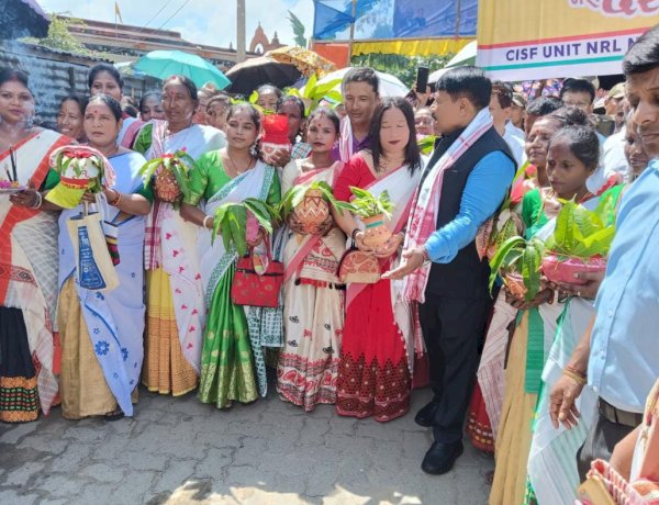 देश मे चल रहे मेरी माटी, मेरा देश अभियान  : अमृत कलश यात्रा  में शामिल हुए मंत्री अतुल बोरा :