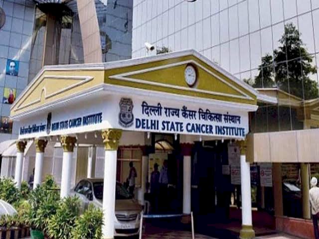 দিল্লীত  কৰোণাৰ  কেন্দ্ৰ হৈ পৰিল এখন কেনছাৰ চিকিৎসালয়