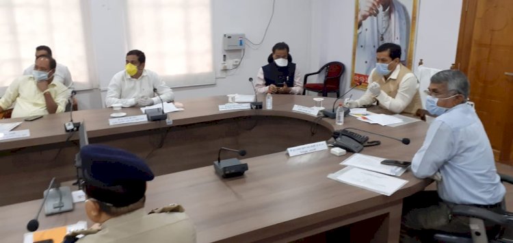 আজি সন্ধিয়া ৬ বজাত ঘৰৰ পদূলিয়ে পদূলিয়ে বন্তি প্ৰজ্বলন কৰক-মুখ্যমন্ত্ৰী