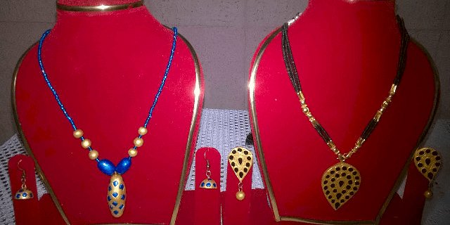 ৰঙালী বিহু তথা অসমীয়া বস্ত্ৰ অলংকাৰৰ অতীত