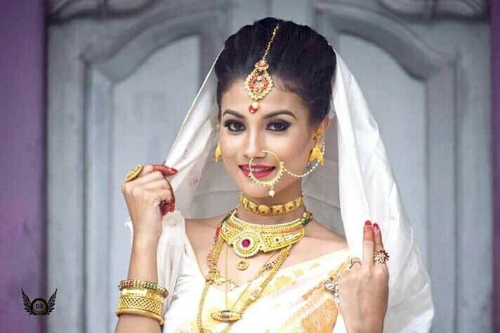 লক ডাউনৰ বাবে  বিপদতবৰপেটাৰ অসমীয়া গহনা শিল্পী