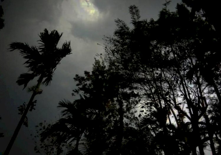 তিতাবৰত বিধ্বংসী ধুমুহাৰ তাণ্ডৱ