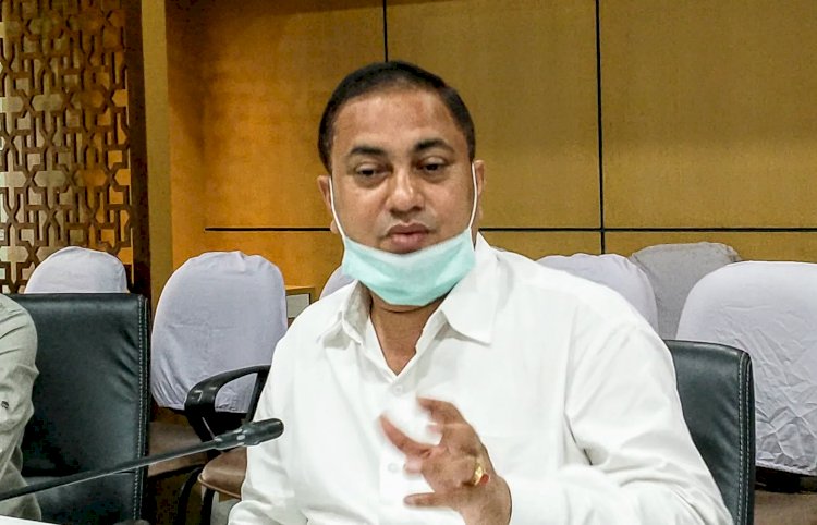 কাজিৰঙাত সাংসদ কামাখ্যা প্ৰসাদ তাচা : কাজিৰঙাৰ হাইলেন্ড নিৰ্মাণ প্ৰসংগত বন বিভাগ , বেচৰকাৰী সংগঠন আৰু সংবাদ কৰ্মীৰে  আলোচনা :