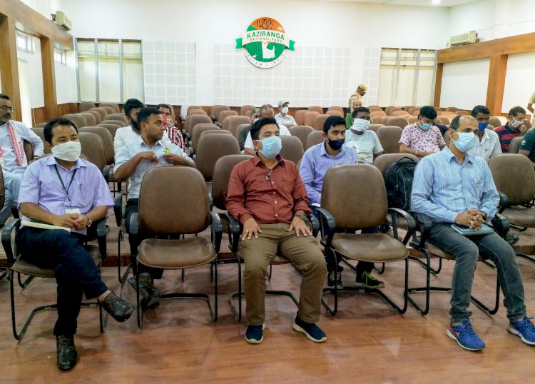 স্বোৱাইন ফিভাৰৰ সংক্ৰমনে ক্ষতি কৰিব পাৰে কাজিৰঙা ৰাষ্ট্ৰীয় উদ্যানক : নদীৰে উটি অহা গাহৰৰি মৃতদেহৰ ওপৰত নজৰ ৰাখিবলৈ বন বিষয়াক নিৰ্দেশ প্ৰধান মুখ্য বন সংৰক্ষকৰ :