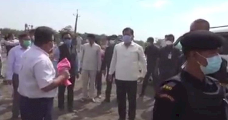 ৪৮ কিমি. দৈৰ্ঘ্যৰ নিৰ্মীয়মান পথ তথা মথাউৰি কাম দ্ৰুত গতিত