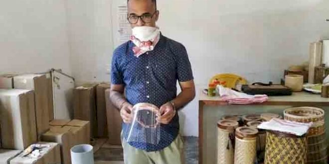 যোৰহাটৰ বজাৰত উপলব্ধ হব সুলভ মূল্যৰ ফেচ শিল্ড