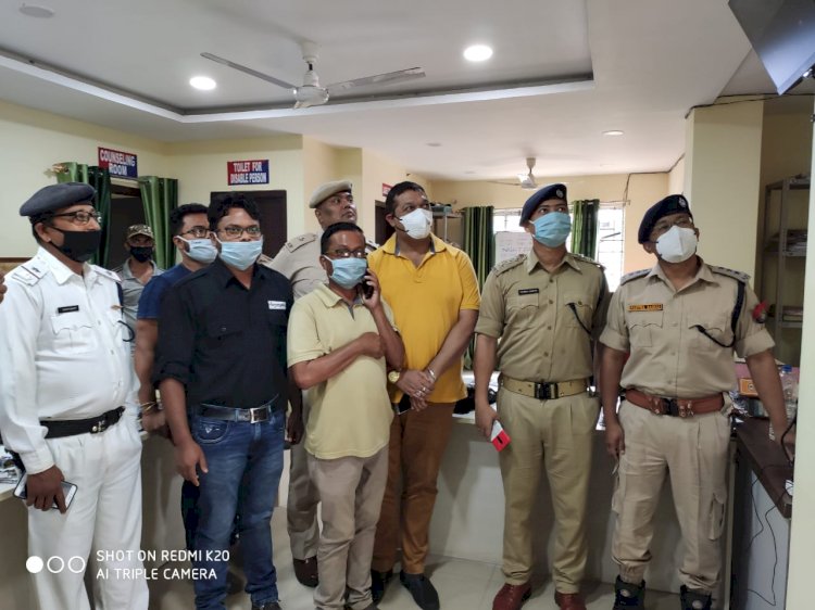 বোকাখাত আৰক্ষী থানালৈ প্ৰকৃতি সংগঠন আৰন্যকৰ উচ্চ প্ৰযুক্তিৰ চি চি কেমেৰা প্ৰদান :