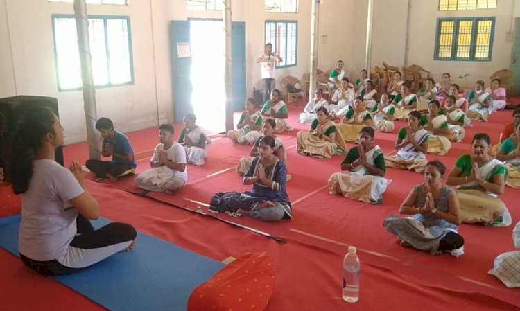 বোকাখাতত পোষণ মাহৰ বিভিন্ন কাৰ্যসুচী :  বাল্য বিবাহৰ বিৰুদ্ধে মহাবিদ্যালয়ত সজাগতা সভা :