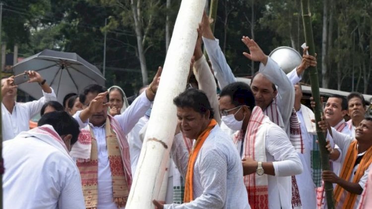 ১০ লাখ টকা বাজেটেৰে যোাহাটত শ্ৰীমন্ত শঙ্কৰদেৱ গুৰুজনাৰ আৰ্বিভাৱ মহোৎসৱ ।