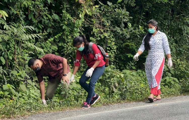 বোকাখাতৰ জে ডি এছ জি মহাবিদ্যালয়ৰ ৰাষ্ট্ৰীয় সেৱা যোজনা গোটলৈ বন বিভাগৰ বিশেষ বঁটা  :