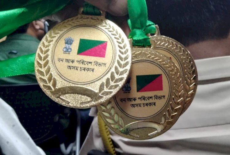 বোকাখাতৰ জে ডি এছ জি মহাবিদ্যালয়ৰ ৰাষ্ট্ৰীয় সেৱা যোজনাৰ স্বেচ্ছাসেৱকলৈ স্বীকৃতি  :   বন্যপ্ৰাণী সপ্তাহৰ সামৰণী অনুষ্ঠানত  বিশেষ বঁটা  প্ৰদান  :