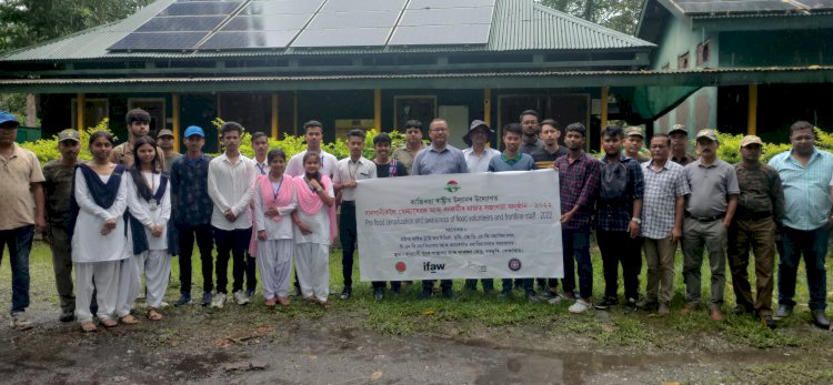 সাম্ভাৱ্য বানপানীৰ লগত সংগতি ৰাখি কাজিৰঙাৰ বন্যপ্ৰাণী পুনৰ সংস্থাপন আৰু সংৰক্ষণ কেন্দ্ৰত মহাবিদ্যালয়ৰ স্বেচ্ছাসেৱকৰ দলক প্ৰশিক্ষণ প্ৰদান  :