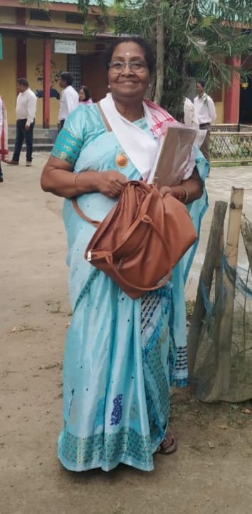 শান্তিনিকেনত প্ৰশিক্ষিত চাহ জনগোষ্ঠীৰ একমাত্ৰ বাতিক চিত্ৰী শিল্পী , সাহিত্যিক পেঞ্চনাৰ পদুমী গাজলুৰ মৃত্যু :