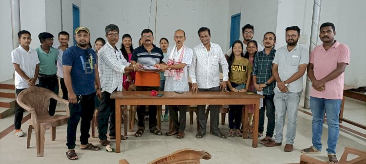 'কলাজ'ৰ উদ্যোগত বোকাখাতত মঞ্চস্থ হ'ব লগীয়া নাটক 'মায়ংজকা'ৰ শুভ মহুৰৎ অনুষ্ঠিত   :