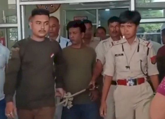 বোকাখাতৰ পাপৰি শইকীয়া গাংগুলীৰ হত্যাকাণ্ডৰ অভিযুক্ত মানস গাংগুলীৰ আত্মসমৰ্পন  :