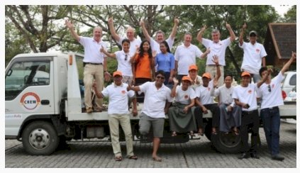 ৮০ দশকৰো আগৰ পুৰনি গাড়ীৰে তিনিখন ৰাষ্ট্ৰৰ ৩২৪৪ কিলোমিটাৰ পথ অতিক্ৰমৰ পৰিকল্পনা : কাজিৰঙাত  ইষ্ট হিমালয়ান ভিন্টেজ কাৰ ৰেলীৰ দল  :