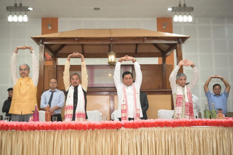 কাজিৰঙাত আয়ুষ মন্ত্ৰালয়ৰ প্ৰথম 'চিন্তন শিবিৰ' : দুদিনীয়া কাৰ্যসূচীৰে অনুষ্ঠিত এই শিৱিৰ মুকলি কৰে কেন্দ্ৰীয় মন্ত্ৰী সৰ্বানন্দ সোণোৱালে  :