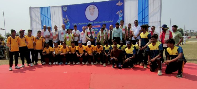 বোকাখাতত প্ৰয়াত গুনীন্দ্ৰ নাথ সোঁৱৰণী সদৌ অসম ভিত্তিত টি-২০ ক্ৰিকেট প্ৰতিযোগিতা  : বোকাখাত টাউন ক্লাব আৰু মৰিগাওঁৰ দন্দুৱা স্পৰ্টচ ক্লাবৰ মাজত উদ্বোধনী খেল  :