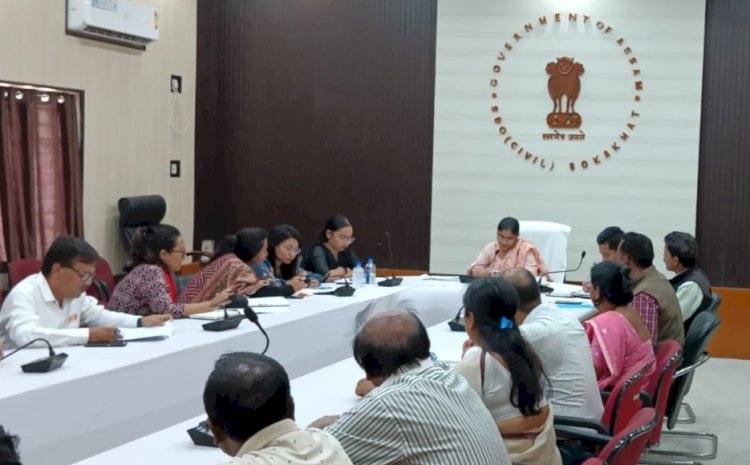 সম্ভাব্য বানপানীৰ প্ৰস্তুতি আৰু পঞ্চায়তৰ সীমা নিৰ্দ্ধাৰণ সন্দৰ্ভত বোকাখাতৰ মহকুমাধিপতিৰ কাৰ্যালয়ত দুখনকৈ  গুৰুত্বপূৰ্ণ বৈঠক :