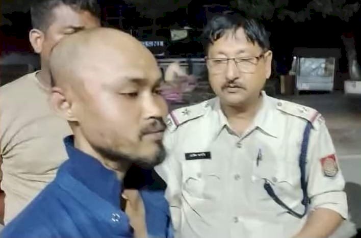 আৰক্ষীৰ অভিযান : বোকাখাতত ড্ৰাগচসহ এজন যুৱকক আটক :