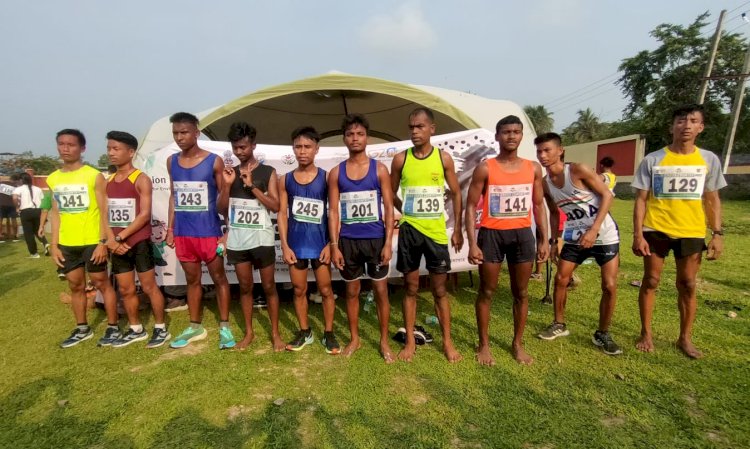 কাজিৰঙা ৰাষ্ট্ৰীয় উদ্যান কৰ্তৃপক্ষৰ উদ্যোগত ক্ৰচ কান্ট্ৰি ৰেচ প্ৰতিযোগিতা  : ৯৭ গৰাকী পুৰুষ আৰু ৫২ গৰাকী মহিলা প্ৰতিযোগীৰ অংশ গ্ৰহন :