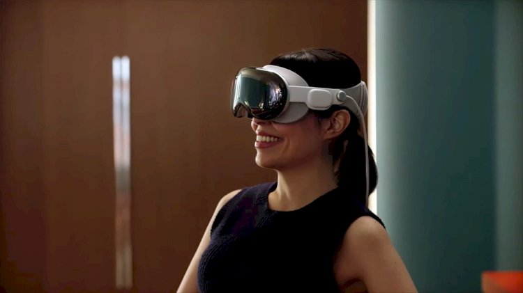 Apple Unveils Vision Pro: A Revolutionary Leap in Spatial Visual Technology