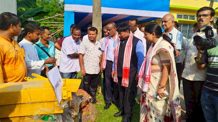 বোকাখাতত আয়ুষ্মান অসম কাৰ্ড আৰু  কৃষি সামগ্ৰী বিতৰণ মন্ত্ৰী অতুল বৰাৰ  : কৃষি পৰীক্ষাগাৰৰো আধাৰশিলা স্থাপন  :