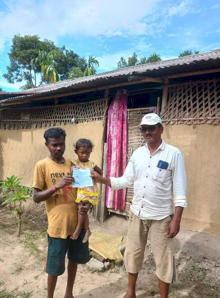 ডিফলু নদীত সলিল সমাধি হোৱা সবিতা বাক্তিৰ পৰিয়াললৈ একালিন সাহাৰ্য  : আটচাৰ প্ৰশংসনীয় পদক্ষেপ  :