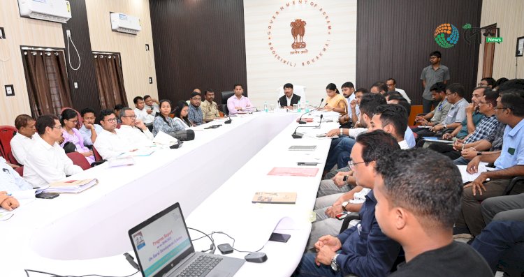 বোকাখাত বিধানসভা সমষ্টিৰ উন্নয়নমূলক আঁচনিৰ ৰূপায়ন সম্পৰ্কত বোকাখাতত মন্ত্ৰী অতুল বৰাৰ পৰ্যালোচনা বৈঠক :