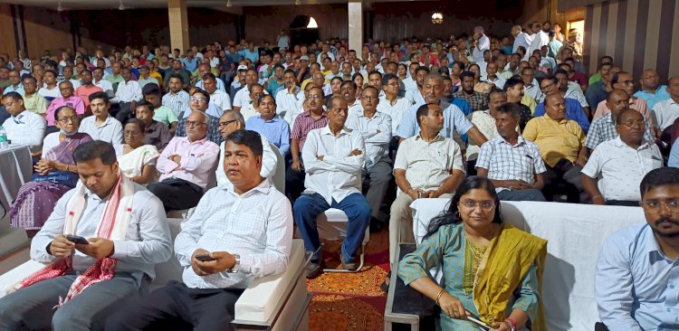 জিলা প্ৰশাসনৰ উদ্যোগত বোকাখাতত প্ৰস্তাৱিত চাৰিলেন যুক্ত ৰাষ্ট্ৰীয় পথ নিৰ্মানক লৈ ৰাজহুৱা সভা :  লোক নিৰ্মান বিভাগৰ আৰ্হিৰ উপস্থাপন  : চাৰিলেন যুক্ত পথ বৰ্তমানৰ ৩৭ নং ৰাষ্ট্ৰীয় পথৰে যোৱাতো বিচাৰে জনসাধাৰণে :