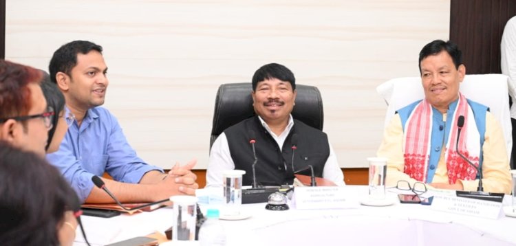 বোকাখাতত ৭ আগষ্টত অনুষ্ঠিত হ'ব ৰাষ্ট্ৰীয় হস্ততাঁত দিৱস : এই সম্পৰ্কতে মন্ত্ৰী অতুল বৰা আৰু মন্ত্ৰী ইউ জি ব্ৰহ্মৰ উপস্থিতিত প্ৰস্তুতি বৈঠক :