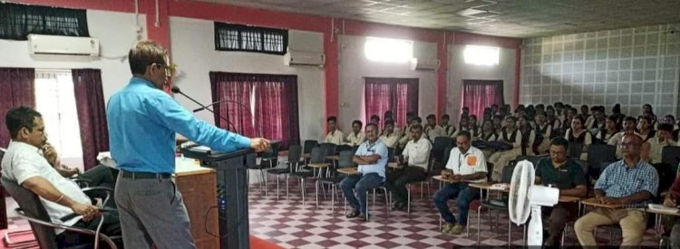 চন্দ্ৰ নাথ বেজবৰুৱা মহাবিদ্যালয়ত গণিত বিভাগৰ বিশেষ পাঠ্যক্ৰমৰ আৰম্ভণি : প্ৰতিযোগিতামূলক পৰীক্ষাৰ বাবে উপযোগীকৈ কৰা হৈছে বিশেষ পাঠদান  :