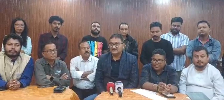 কাজিৰঙাৰ ৰাষ্ট্ৰীয় উদ্যানৰ অগৰাতলি বনাঞ্চল আৰু বোকাখাত - কাৰ্বি আংলংক কেন্দ্ৰ কৰি কাষৰীয় পৰ্যটন ব্যৱসায়ীক লৈ অগৰাতলি হোটেল এচ'চিয়েচন নামৰ সংগঠনৰ জন্ম  :