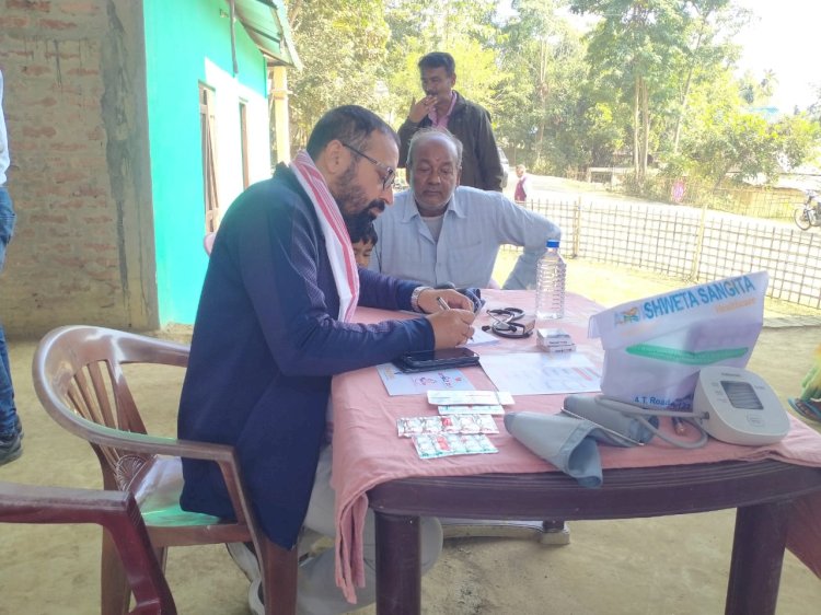 বোকাখাতত গ্ৰাছ আৰু শ্বেতা সংগীতা হেলথ কেয়াৰৰ উদ্যোগত বিনামূলীয়া স্বাস্থ্য শিৱিৰ :   Bhabananda Kalita :  Aiidesh News : 20 January 2024  :