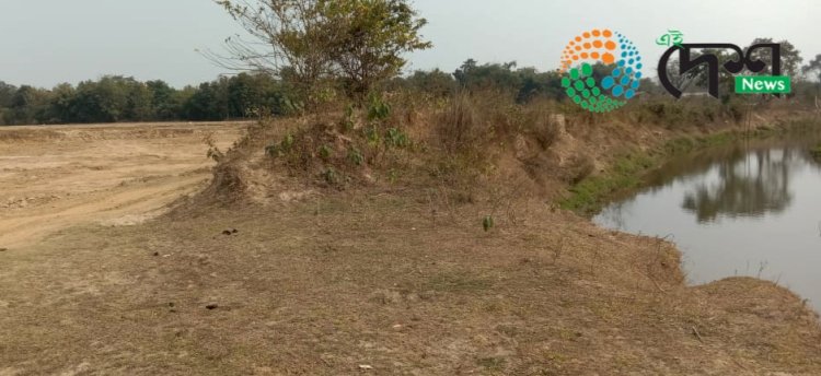 বোকাখাতৰ ডিফলু নদীৰ পাৰত অবাধ খনন একাংশ লোকৰ  : বিপদাগ্ৰস্ত ডিফলু নদী উপত্যকা : পকী দলং , জৈৱ বৈচিত্ৰতা আৰু পাৰিপাৰ্শ্বিকতাৰ বাবে ভাবুকি  : সলনি হ'ব পাৰে নদীৰ গতিপথো  :