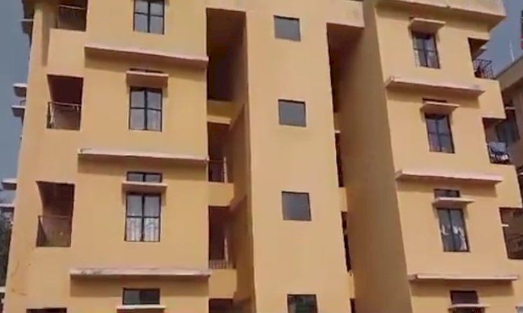 অসম ৰাজ্যিক গৃহ নির্মাণ পৰিষদৰ ভাড়াঘৰ আঁচনিৰ ফ্লেট আৱন্তনৰ কেলেংকাৰী :  বোকাখাতত আম আদমী পাৰ্টীৰ প্ৰতিক্ৰিয়া : সংবাদমেল  :