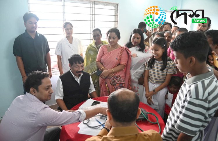 বোকাখাতত শুশ্রূষা সেতু শীৰ্ষক বিশেষ স্বাস্থ্য শিৱিৰ : ২৪ গৰাকী চিকিৎসকে পৰীক্ষা কৰিলে ৫ সহস্ৰাধিক লোকৰ স্বাস্থ্য :